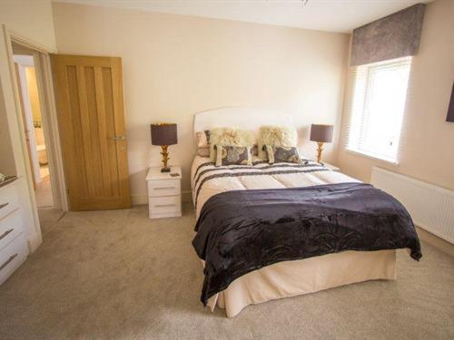 Queen Bee & B Merthyr Tydfil Exterior foto